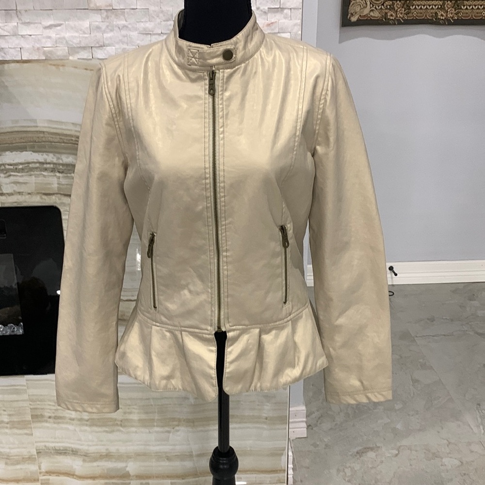 Brave Soul Vintage Faux Cream Leather with attached Matching Peplum.‎ Size S